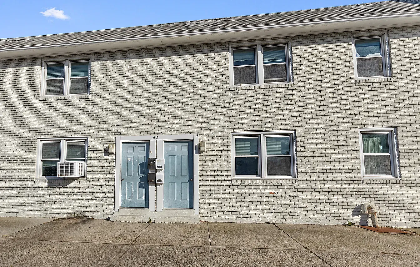 2 bed, $2,800 — Photo 1