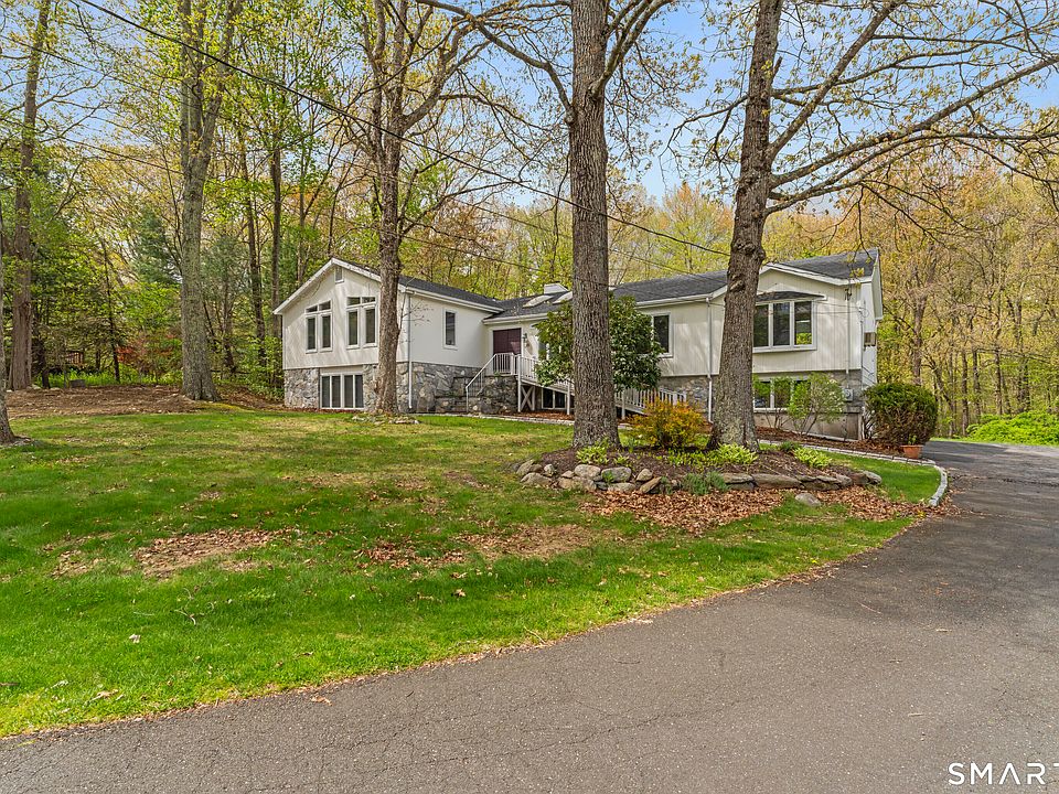 1st image of 89 Cranbury Drive