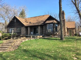 3208 Hidden Rd, Bay City, MI 48706