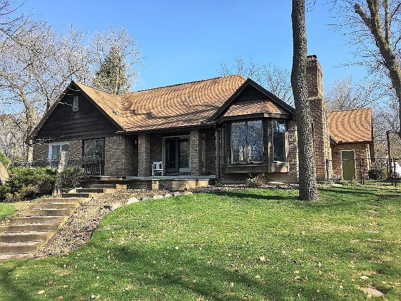 3208 Hidden Rd photo 1