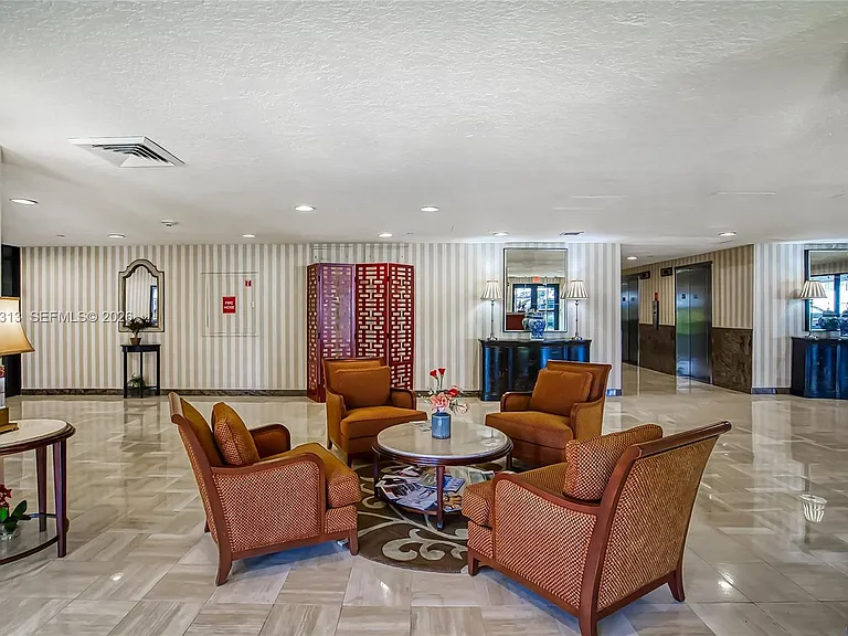 3031 N Ocean Blvd #406 — Photo 42