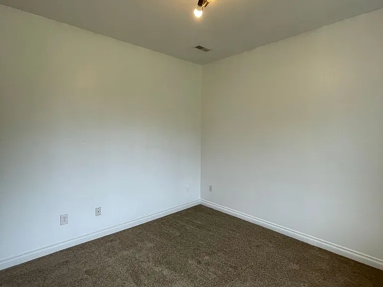 874 N Gambit Cir — Photo 11