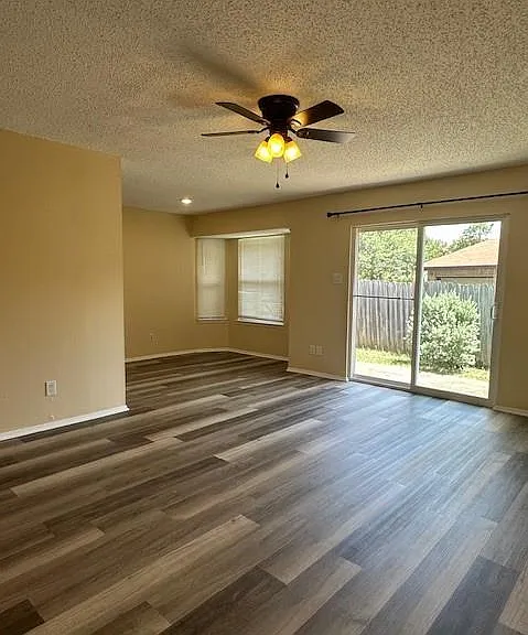 11701 Bayou Bnd — Photo 8