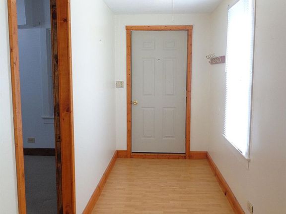5th image of 3605 Paxton Ave