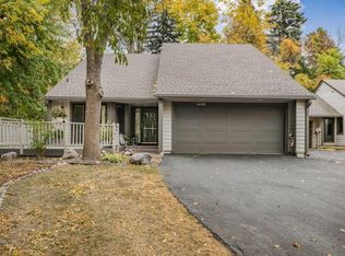 8493 Rice Lake Rd, Osseo, MN 55369