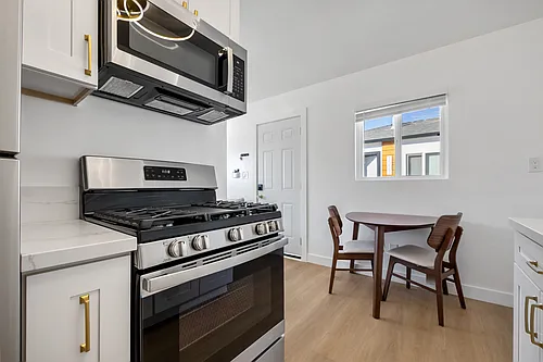1217 Vega St Photo 1