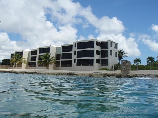 Harbour Beach from water