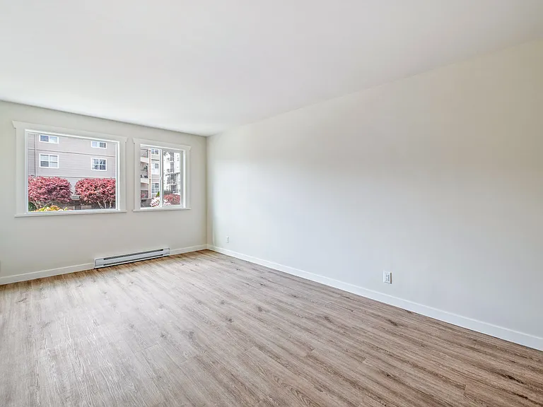 9250 Edwards Rd #5 — Photo 9