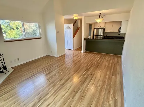 7086 Fircrest Ave, Sebastopol, CA 95472