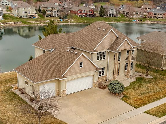4th image of 4066 Autumn Lake Ct SW