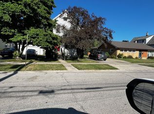 2547 Oak St, River Grove, IL 60171