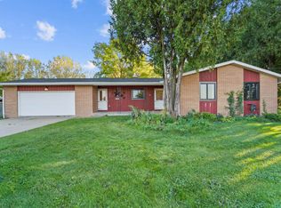 3403 Witzel Ave, Oshkosh, WI 54904