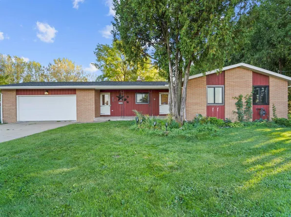 3403 Witzel Ave, Oshkosh, WI 54904