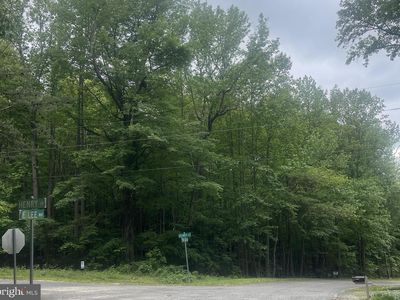 W Lee Way, Montross, VA, 22520