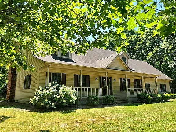 3rd image of 750 Abbotts Pond Rd