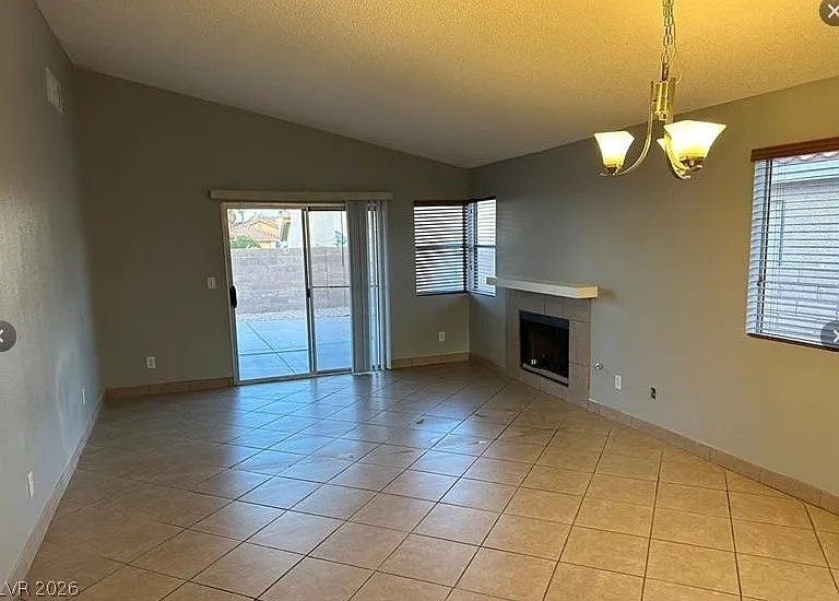 7652 Kalmalii Ave — Photo 2