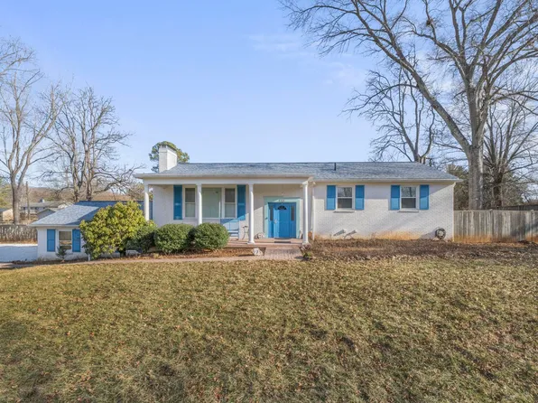 355 Key West Dr, Charlottesville, VA 22911