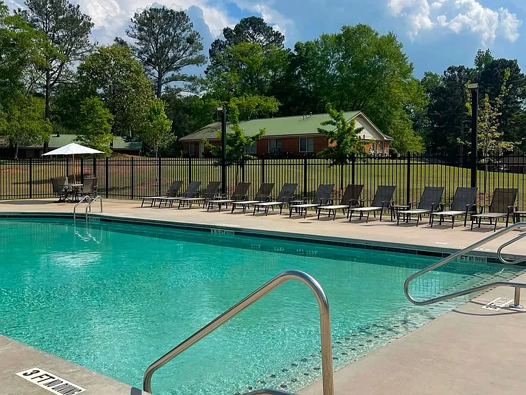 351 Seagraves Dr #351 — Photo 3