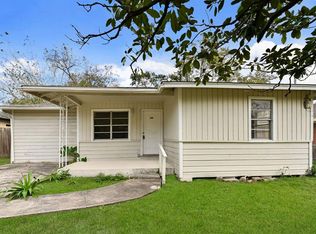 821 Evanston St, Houston, TX 77015