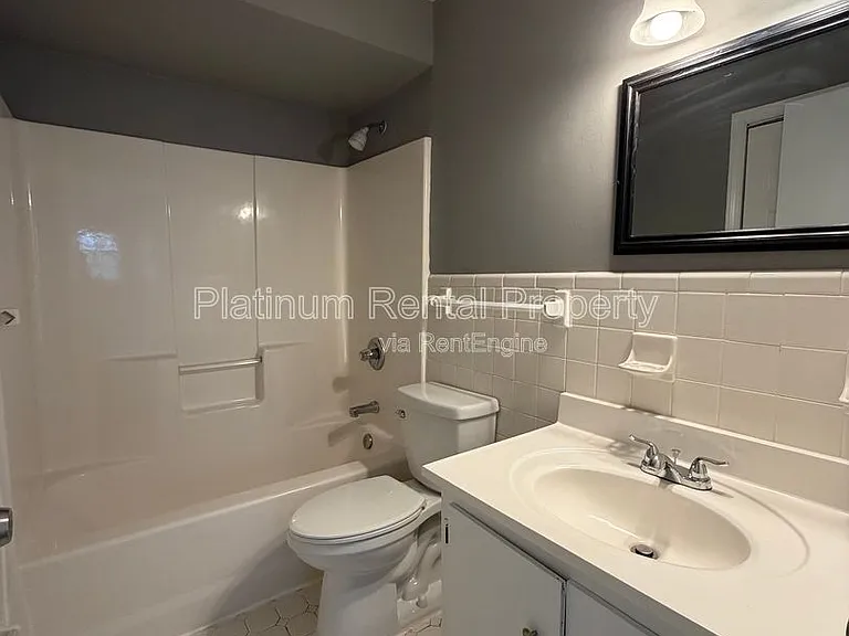 1502 Waverly Way #C-2 — Photo 11