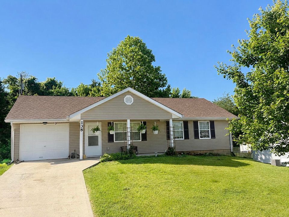 1st image of 138 Sycamore Trl