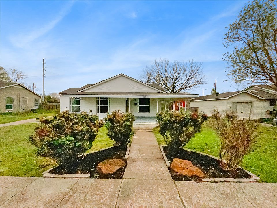 1st image of 713 Edgefield Dr