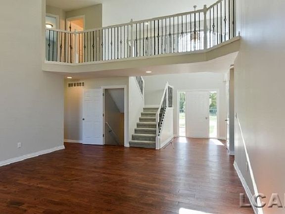 5th image of 1073 Preservation Dr