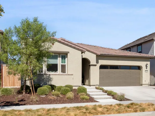 7072 E Seraphina Dr, Tracy, CA 95377