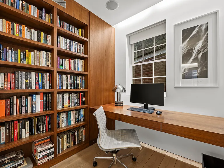 130 Charles St #TWHS — Photo 19