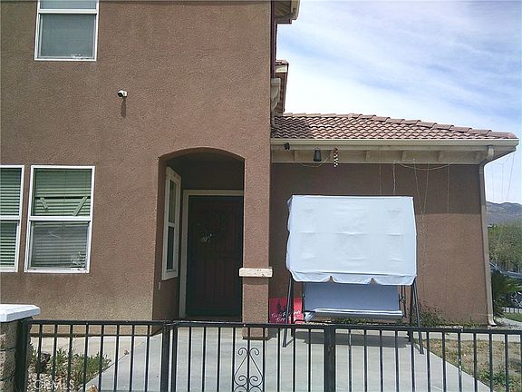 4th image of 1922 Byron St