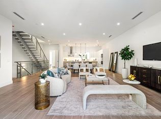 9 SE 11th Ave, Fort Lauderdale, FL 33301
