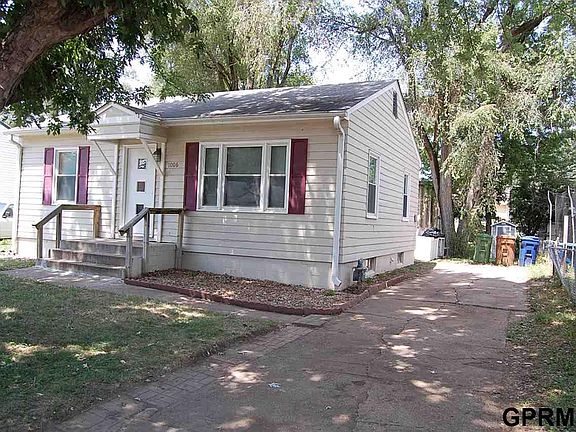 2nd image of 1006 Hopkins Dr