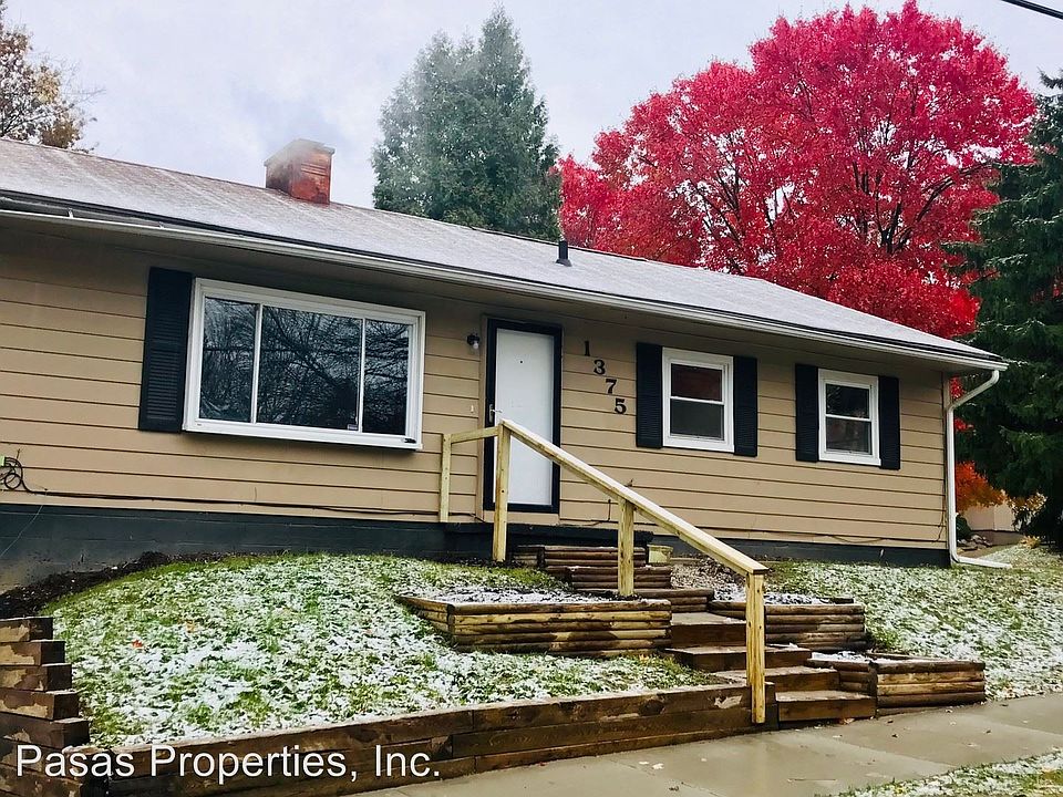 1st image of 1375 Tioga Ave