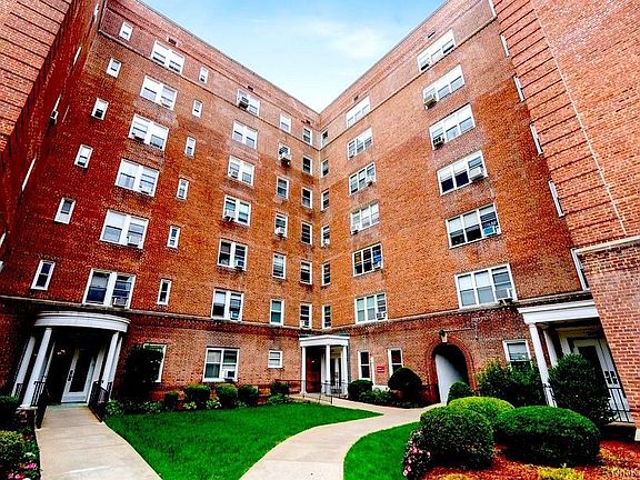 3rd image of 90 Bryant Avenue Croydon #1E