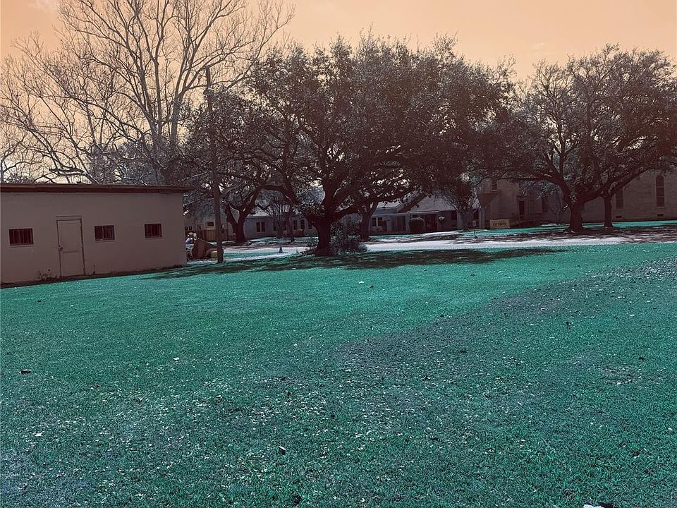 1st image of 326 5th Ave N