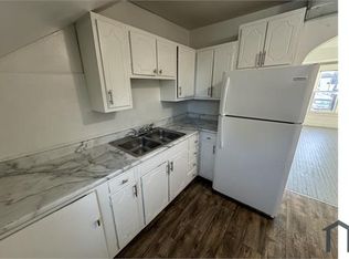 807 Clay St APT 4, La Porte, IN 46350