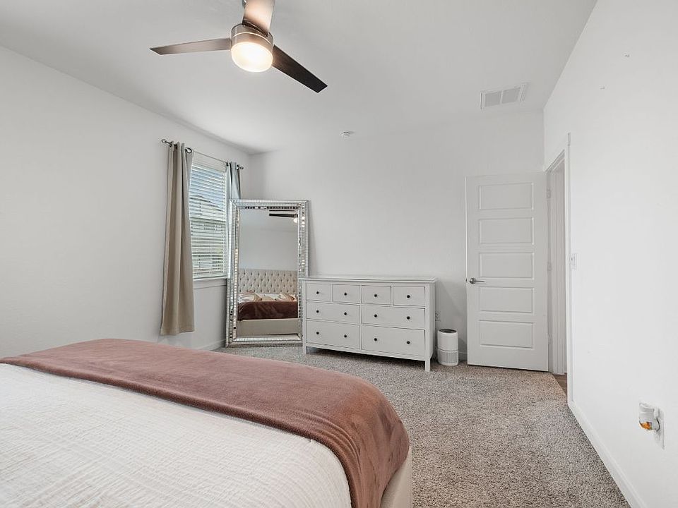 1st image of 13725 Lubeck Dr #13725