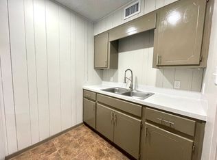 301 E 4th St, Weslaco, TX 78596