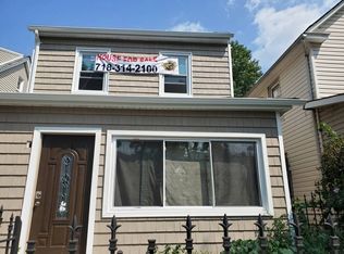 3149 95th St, East Elmhurst, NY 11369