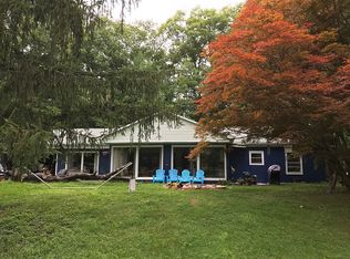 424 Circle Dr, Kerhonkson, NY 12446