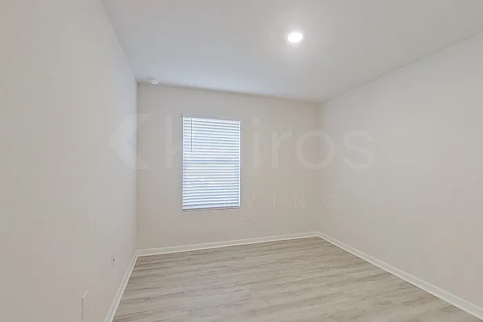 261 Monarch Ln — Photo 11