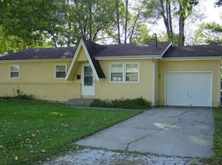 1303 S Estate Ave, Springfield, MO 65804