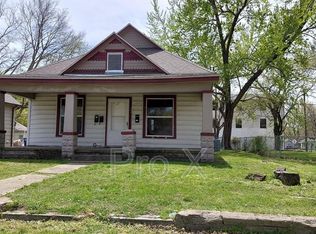 304 E Park St, Pittsburg, KS 66762