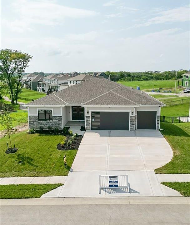 1st image of 1816 Homestead Dr