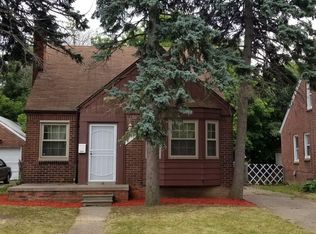 12526 Laing St, Grosse Pointe, MI 48224
