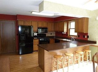 10 Court Of Brixham, Madison, WI 53705