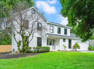 805 Potomac Ave, Naperville, IL 60565