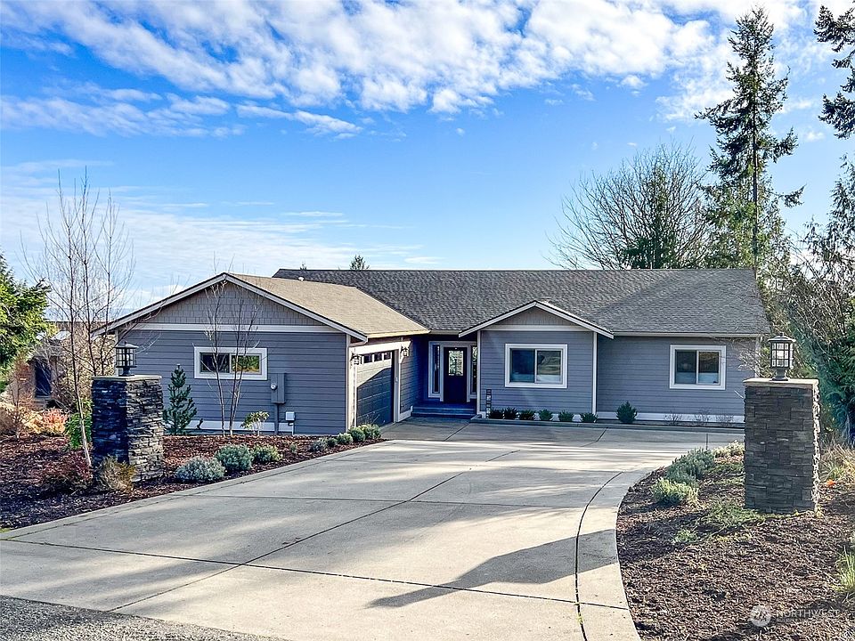 1st image of 90 Pioneer Drive