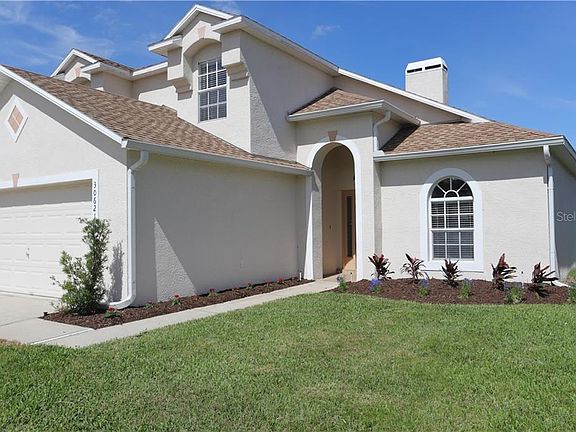 5th image of 30621 Tremont Dr