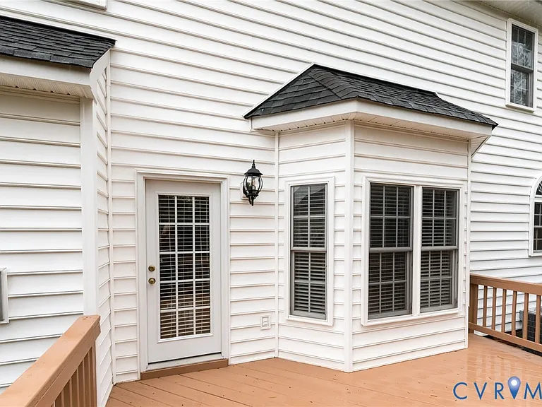 11412 Pinedale Dr — Photo 44
